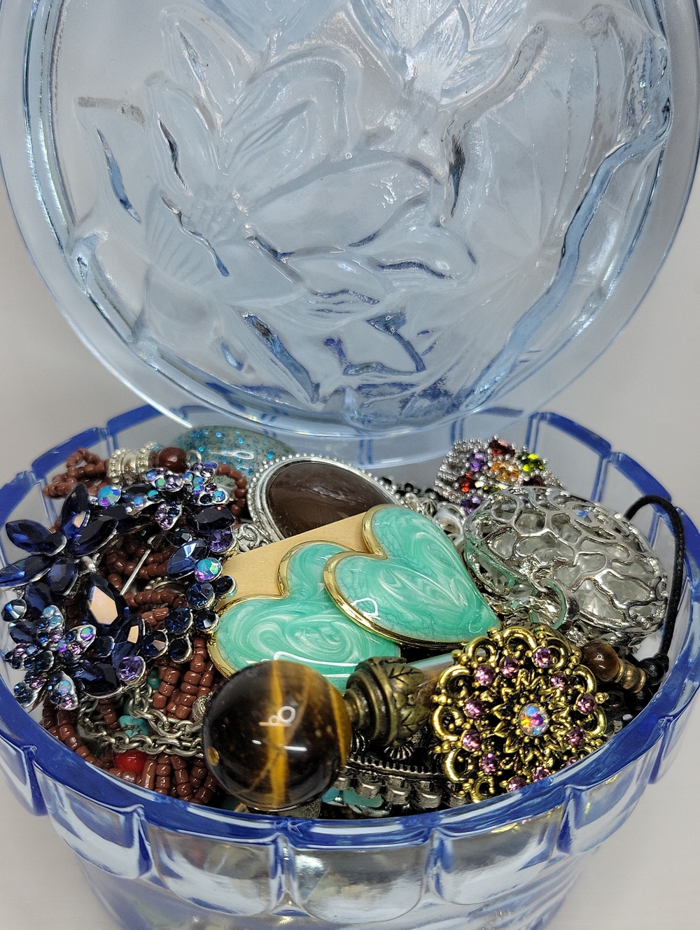 Blue Glass Trinket Dish with Lid Filled With Jewelry - Picture 2 of 3